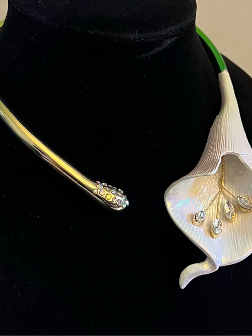 Betsey Johnson Gold-Tone Crystal Floral Calla Necklace - White and Gold & Green - Picture 10 of 16